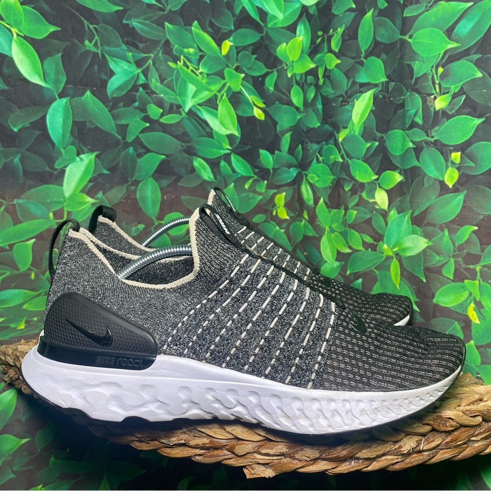 Nike react phantom run flyknit 2 Oreo black white